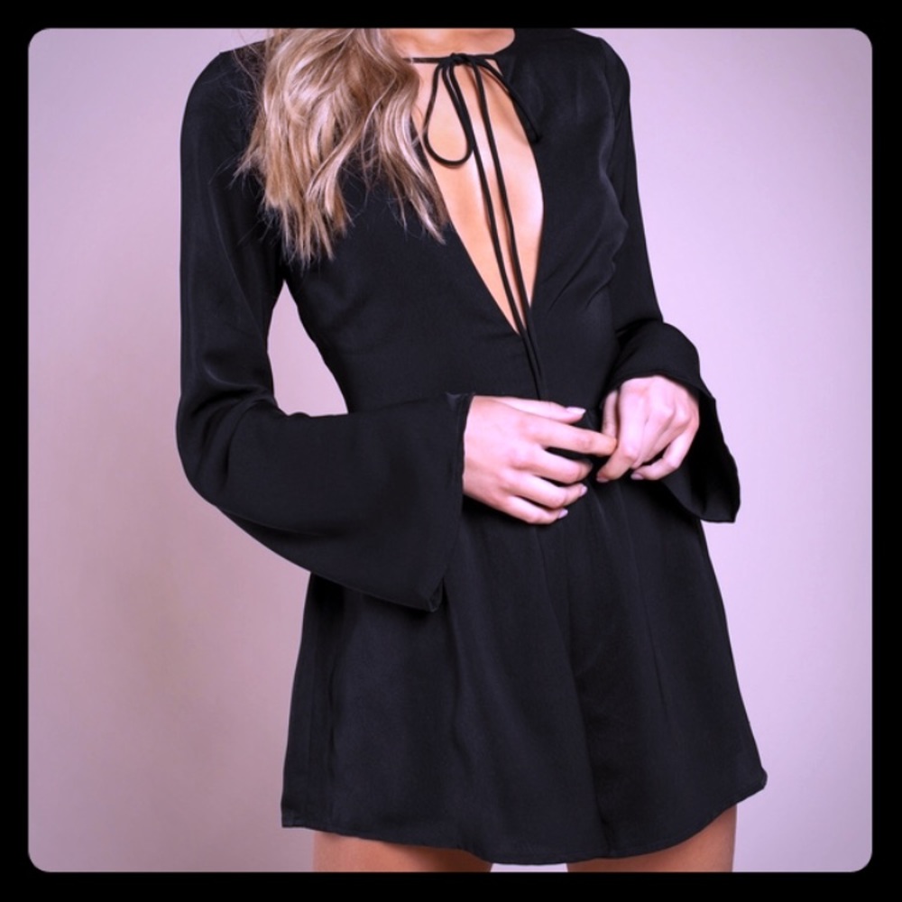 ⭐️ ROWAN BLACK ROMPER⭐️